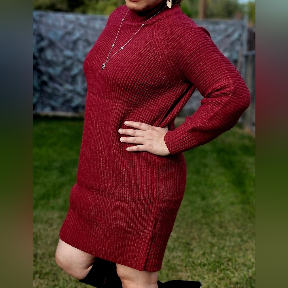 Chic Burgundy Ribbed Knit Dress